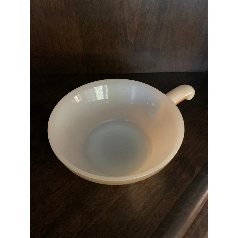 Vintage Fire‎ King soup dish